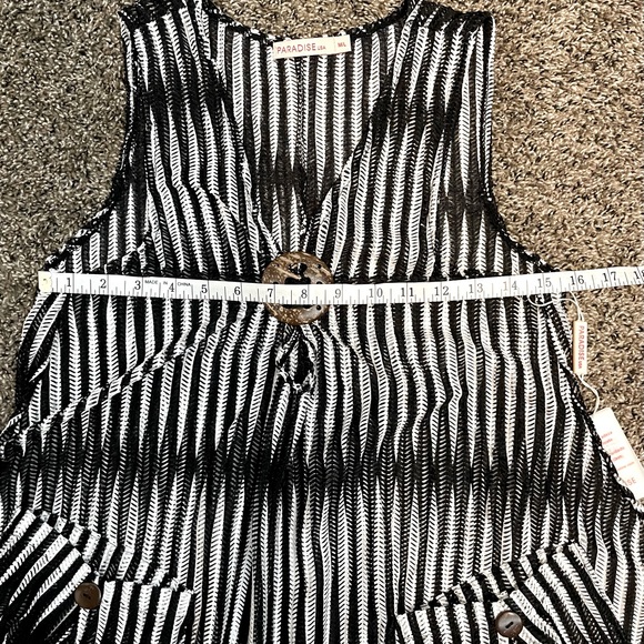 NWT Paradise USA Black & White Swimsuit Cover Up Sz M/L - Picture 3 of 7